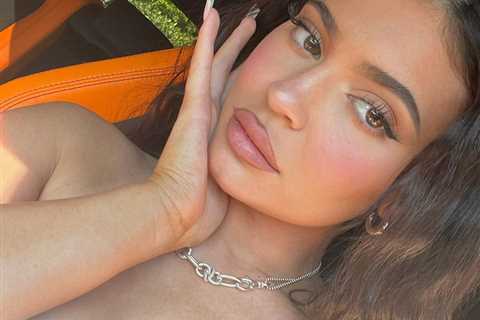 Kylie Jenner shades Khloe Kardashian by posting stunning ‘no filter’ selfie after sister ripped for ..