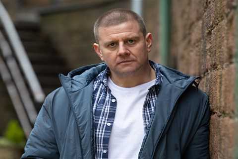 Hollyoaks spoilers: Cleo McQueen’s horror as abuser Pete Buchanan returns to stalk her