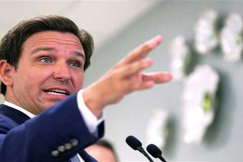 Florida Gov Ron DeSantis SLAMS Covid vaccine passport plan as Biden considers rolling out..