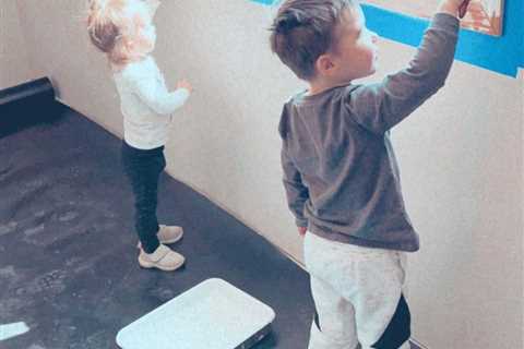 Teen Mom Chelsea Houska and husband Cole enlist their kids’ help in painting their new house after..