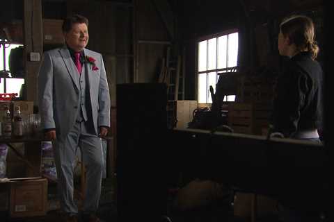 Emmerdale star Reece Dinsdale confirms return to soap despite Paul Ashdale being killed off