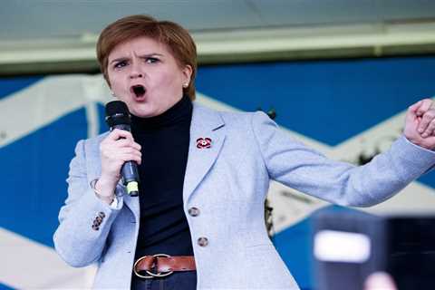 Scotland would face massive black hole in finances if it breaks away from UK, study warns