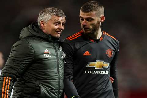 Man Utd will have to ‘hand de Gea huge pay-off’ to get rid of him this summer – with Solskjaer to..