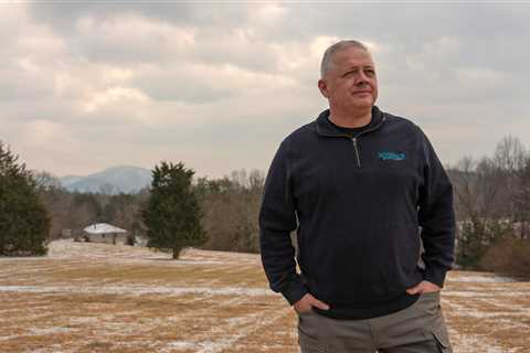 One Republican’s Lonely Fight Against a Flood of Disinformation