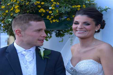 Who is Carl Frampton’s wife Christine, when did they get married and how many children do the..
