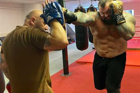 Eddie Hall responds after UFC icon Joe Rogan blasts his ‘terrible’ boxing technique ahead of big..