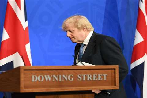 Boris Johnson’s vaccine passport plan ALREADY in trouble as Labour ‘set to team up with Tory..