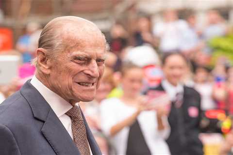 Queen forced to choose 30 attendees for Prince Philip’s funeral due to Covid – so who could be on..