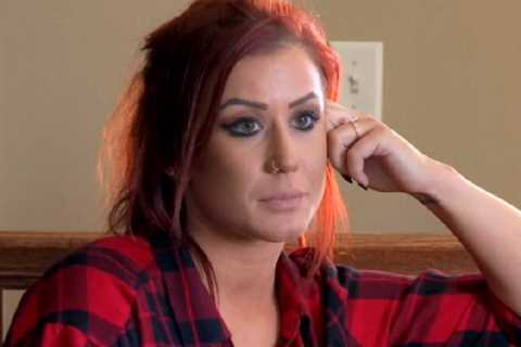 Teen Mom Chelsea Houska slammed for ‘using’ her baby Walker, 2 months, to sell glasses from..