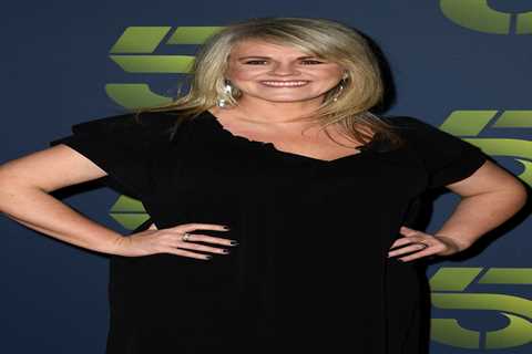 Why is Sally Lindsay hosting Tenable?
