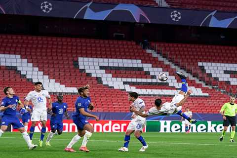 Watch Porto star Mehdi Taremi score outrageous late overhead kick against Chelsea as Blues hold on..