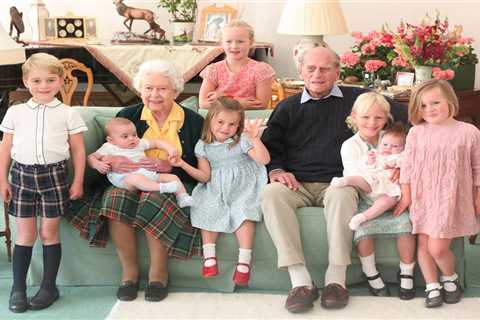Royal Family releases photograph taken by the Duchess of Cambridge of the Queen and Philip..
