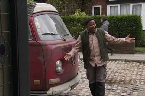 Coronation Street fans baffled by campervan plot hole as Ed Bailey makes dramatic escape