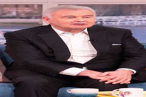 Eamonn Holmes is having daily sessions on a circulation booster to help him walk as he battles..