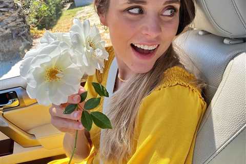 Jinger Duggar accused of ‘staging pic’ as she claims husband Jeremy ‘surprised’ her with flowers..