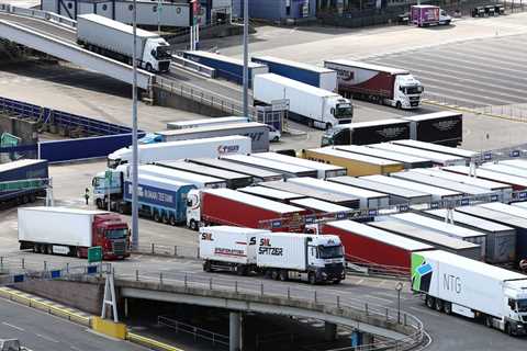Daft Brexit Kent permits for truckers scrapped as trade flows return to normal
