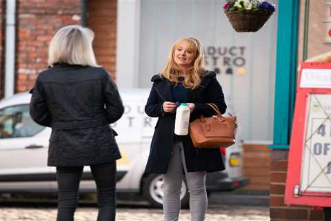 Coronation Street spoilers: Jenny Connor realises Sharon Bentley is up to no good