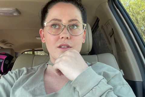 Teen Mom fans catch Jenelle Evans ‘drinking a beer ‘while working on a Tuesday afternoon despite..