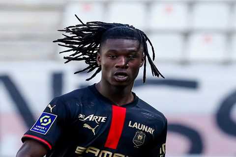 Man Utd and Arsenal suffer Eduardo Camavinga transfer blow as Bayern offer midfielder regular game..
