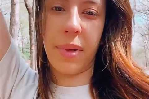 Teen Mom star Vee Rivera posts about ‘people hating’ following fight with podcast co-star Kailyn..