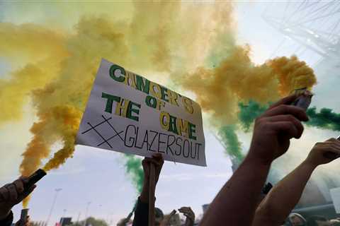 Fuming Man Utd fans protest against the Glazers and let off smoke bombs outside of Old Trafford..