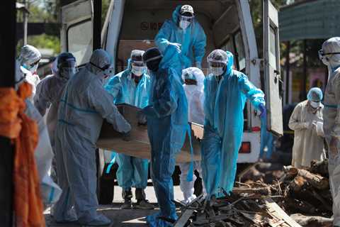 As Outbreak Rages, India Orders Critical Social Media Posts to Be Taken Down