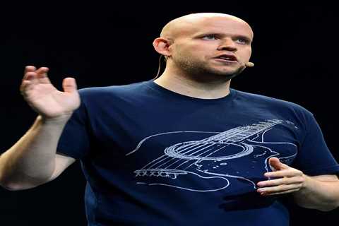 Spotify founder Daniel Ek ‘preparing Arsenal takeover bid with KSE willing to sell for £2BILLION’..