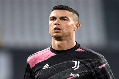 Cristiano Ronaldo ‘looking at Man Utd and PSG transfers’ with Juventus ‘unable to pay wages’ if..