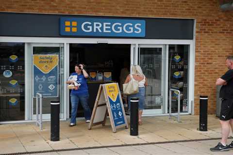 What time does Greggs open today? Delivery and click and collect advice