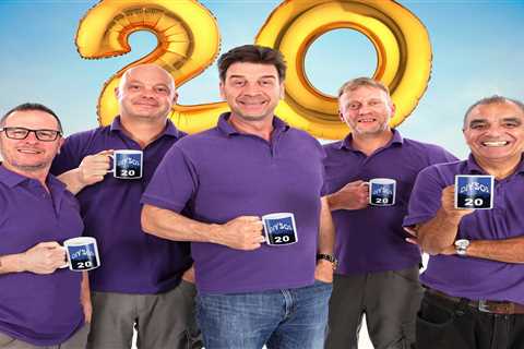 Who is DIY SOS carpenter Mark Millar?