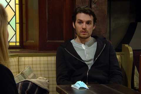 Emmerdale spoilers: Mackenzie Boyd and Aaron Dingle caught together by Moira and Cain