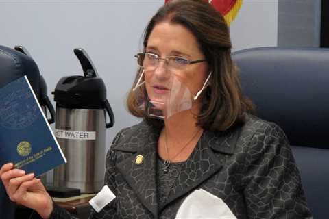 Airline Bans Alaska State Senator Over Mask Policy Violation
