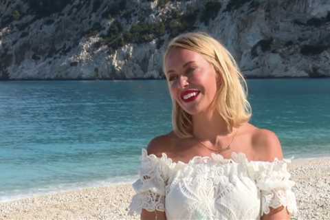 Who is A Place In The Sun host Laura Hamilton?
