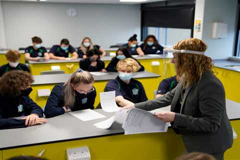 Girl, 12, sues Sheffield school for ‘requiring’ pupils to wear face masks claiming it ‘risks..