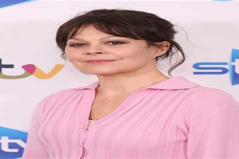 Helen McCrory kept her cancer diagnosis secret and friends only found out days before she died