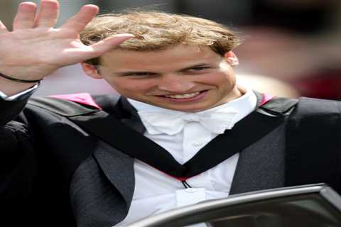 Prince William was so desperate to meet Kate Middleton he literally fell for her &amp; these were..
