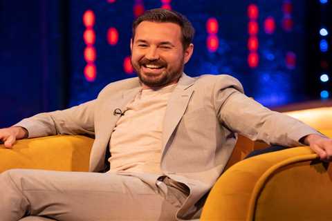 Line Of Duty fans shocked to discover Scot Martin Compston’s real accent after years of playing..