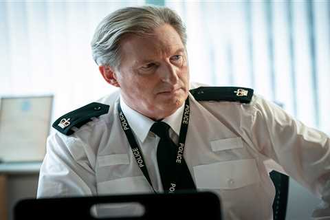 What time is the Line of Duty season 6 finale on tonight?