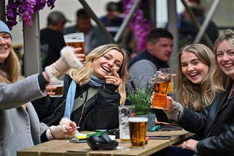 ‘One metre plus’ social distancing ‘to be scrapped in June’ so pubs and cinemas can reopen fully..