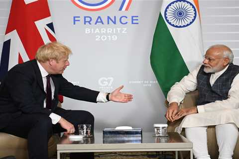 Britain set to strike mammoth pre-trade deal with India worth £1bn to boost green jobs