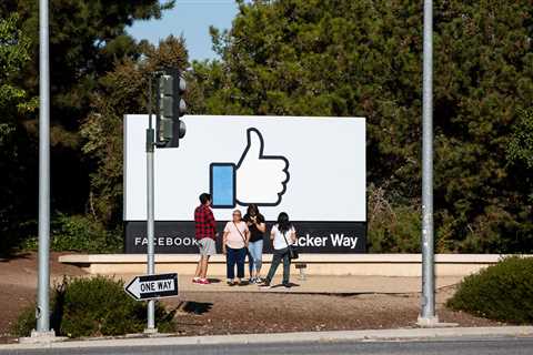 Facebook Oversight Board Set to Rule on Trump Ban