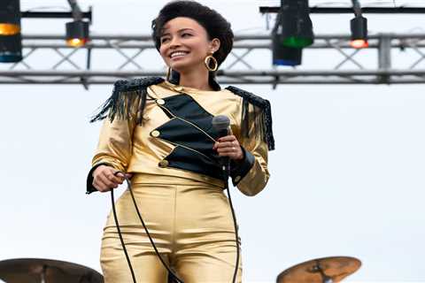 Netflix’s Selena fans open-mouthed as Beyonce makes shock cameo – based on real life moment