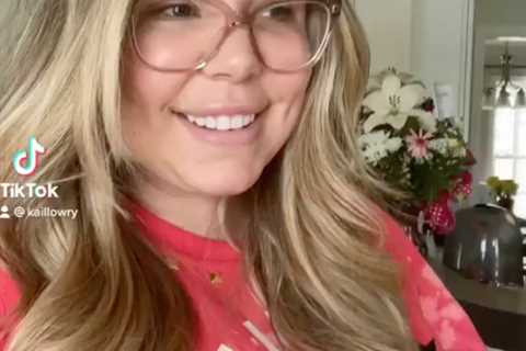 Teen Mom Kailyn Lowry jokes teen pregnancy &amp; three baby daddies stopped her from dental school