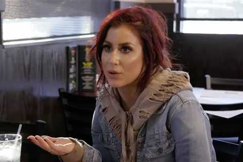 Teen Mom fans slam Chelsea Houska’s interior design as ‘tacky’ as she shows off decor in ‘ugly’..