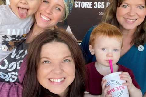 Amy Duggar spends time with Jill &amp; says ‘a few hugs &amp; girl chat turned into an indoor..