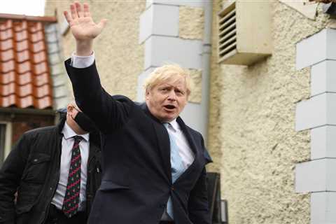 Boris Johnson to approve plans for hotels &amp; theatres to reopen &amp; for pubs and restaurants..