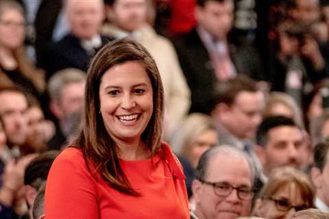 McCarthy Officially Backs Stefanik to Replace Cheney in House Leadership