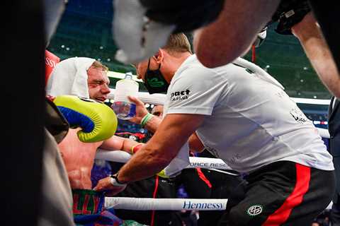 Billy Joe Saunders’ coach Tibbs stopped Canelo Alvarez fight as he had ‘too much love’ for Brit to..