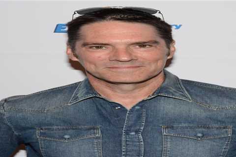 Why did Thomas Gibson leave Criminal Minds?