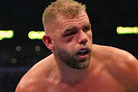 Saunders slammed as ’embarrassment to sport’ as ex-world champ Vargas dismisses eye injury against..